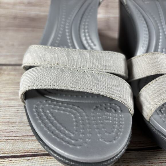 CROCS Sandals Womens Size 6 Leigh II Ankle Strap Platform Wedge Heel Gray - Picture 4 of 11